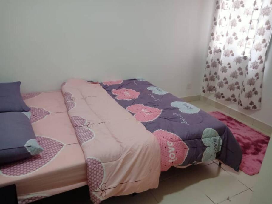 Debayu Homestay With Free Parking At Setia Alam 샤알람 외부 사진